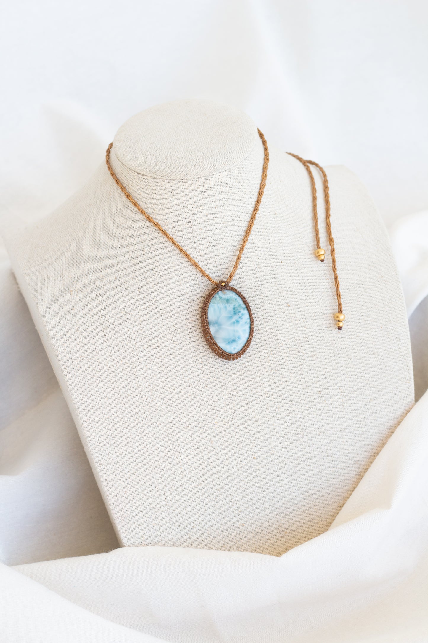 Colar Macramé Larimar I