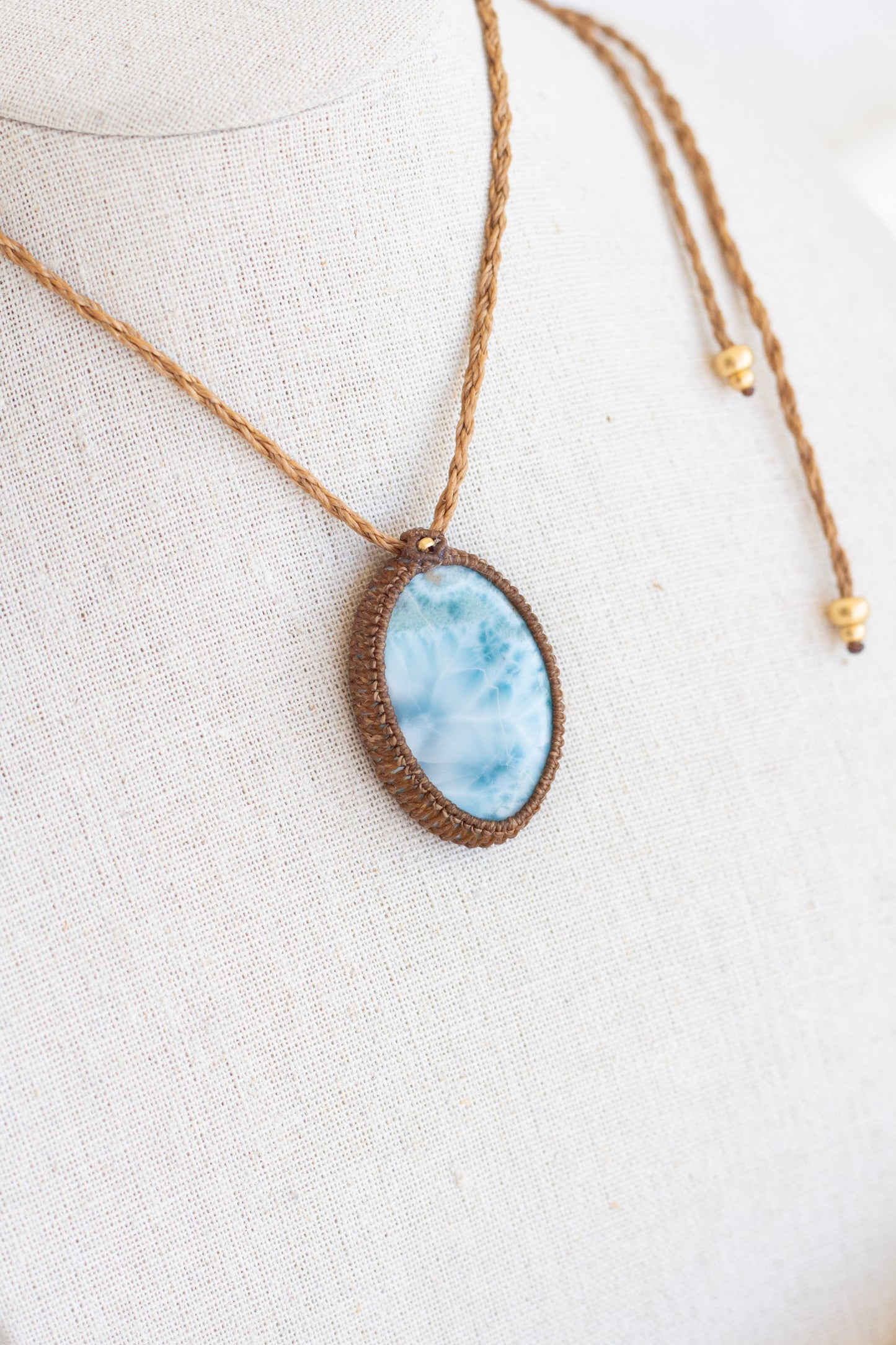 Colar Macramé Larimar I